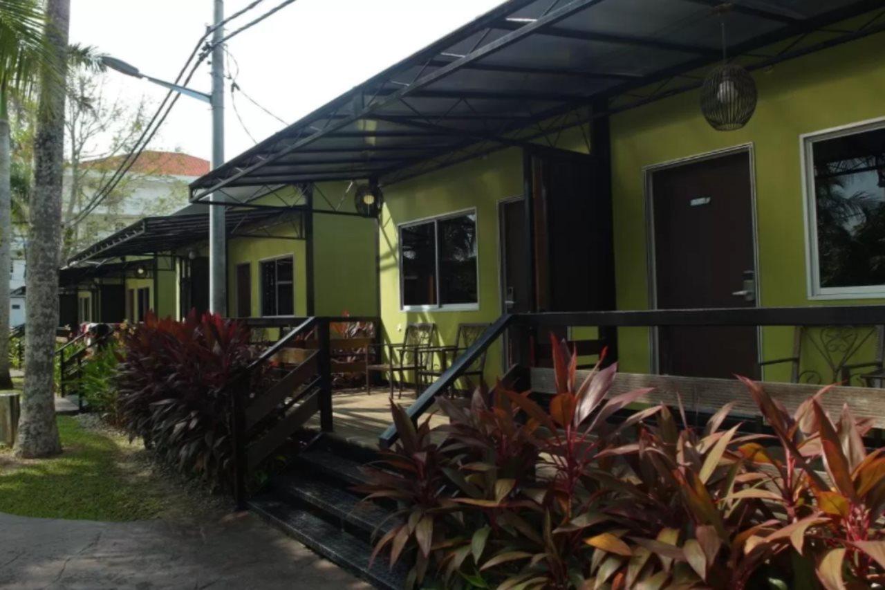 Casa Fina Fine Homes Pantai Cenang  Exterior photo