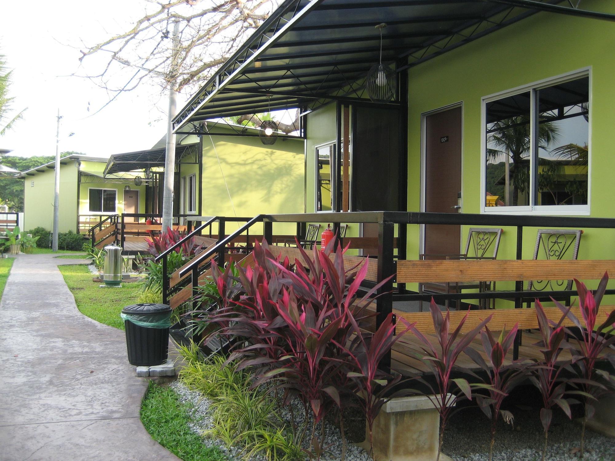 Casa Fina Fine Homes Pantai Cenang  Exterior photo