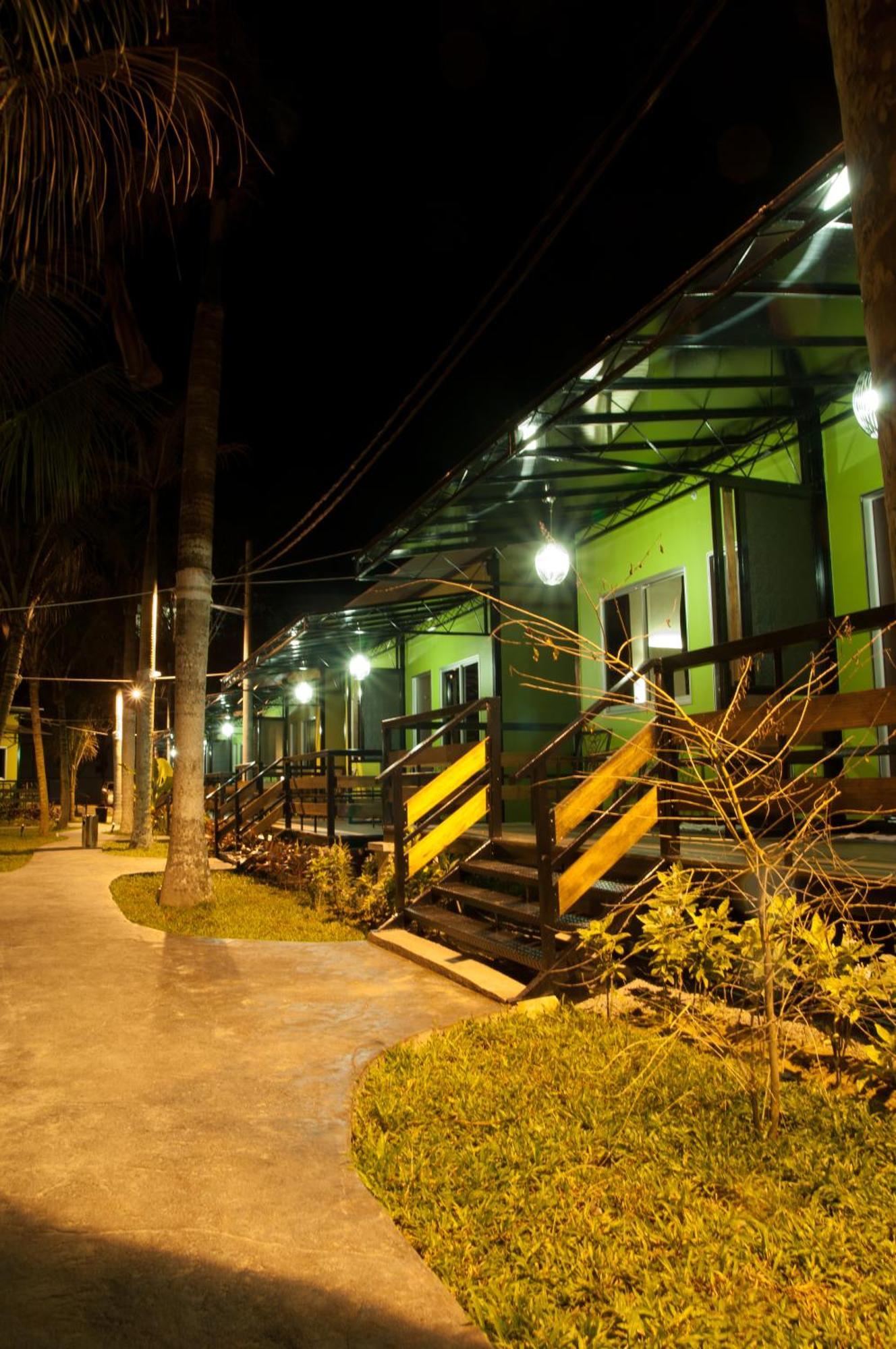 Casa Fina Fine Homes Pantai Cenang  Exterior photo