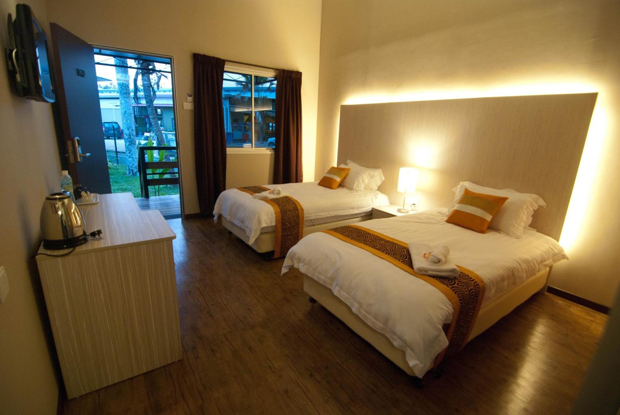 Casa Fina Fine Homes Pantai Cenang  Exterior photo